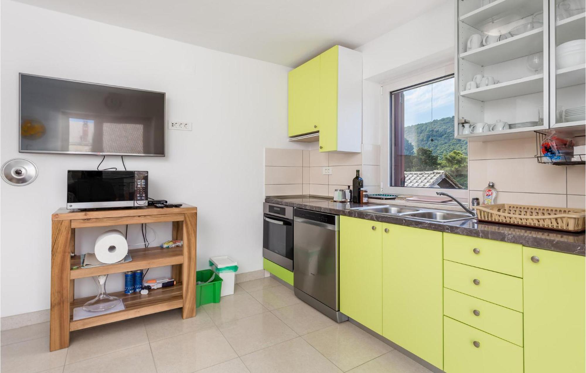 2 Bedroom Awesome Apartment In Veli Lošinj المظهر الخارجي الصورة